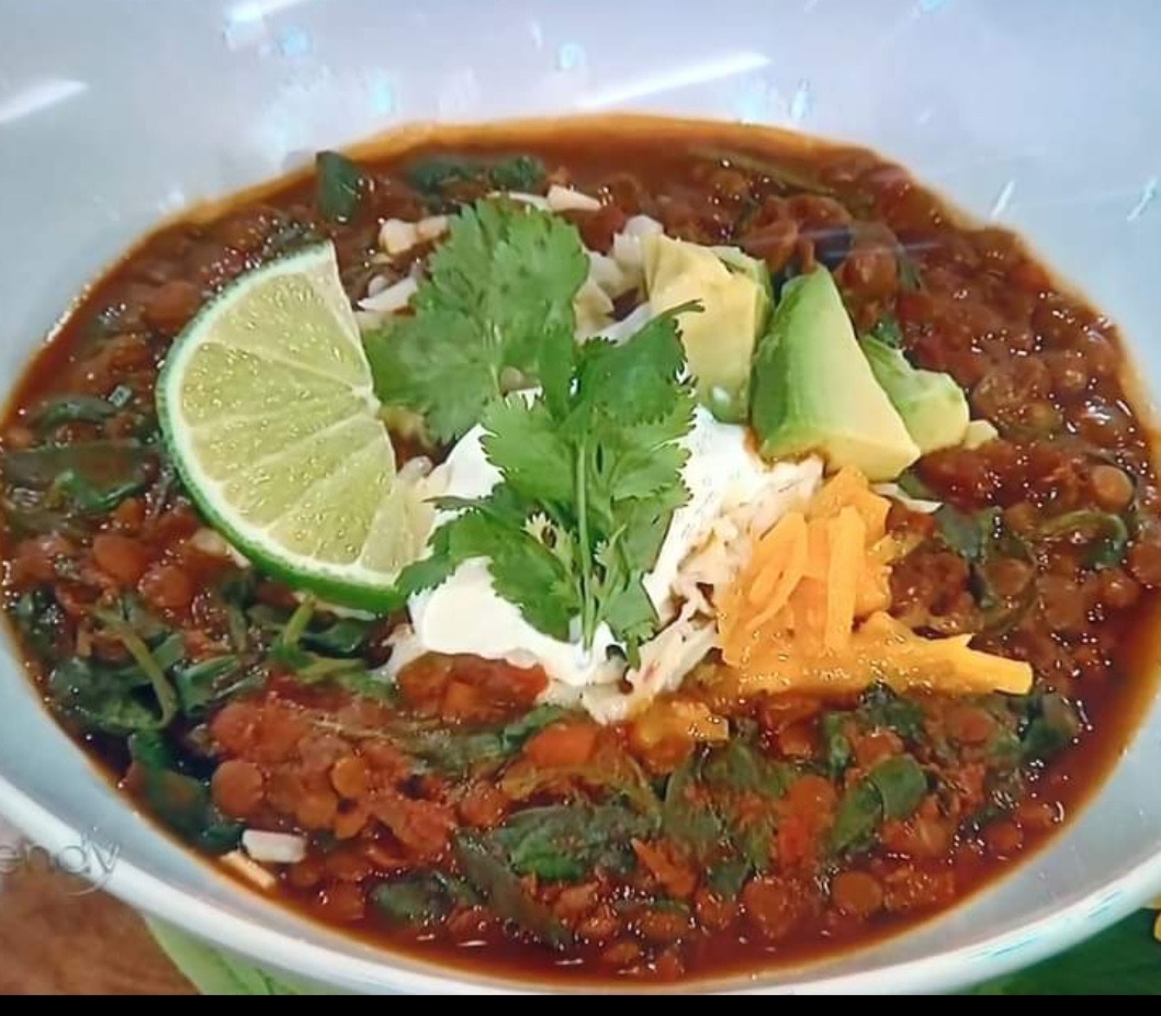 Fire-Roasted Veggie Chili With Lentils & Spinach