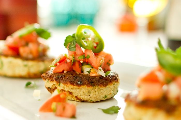 Jalapeño Crab Cakes with Fresh Salsa image